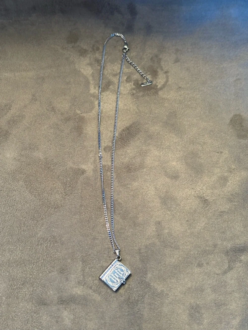 Inspirational Necklace + Mini Book “FOR ALL THOSE WHO FOUND THEMSELVES IN BOOKS” - Picture 12 of 16